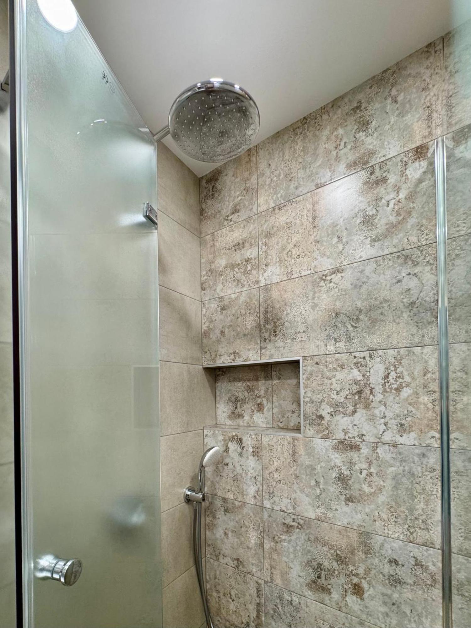 Parkcentral Luxury In City Center 7 Велико Търново Екстериор снимка