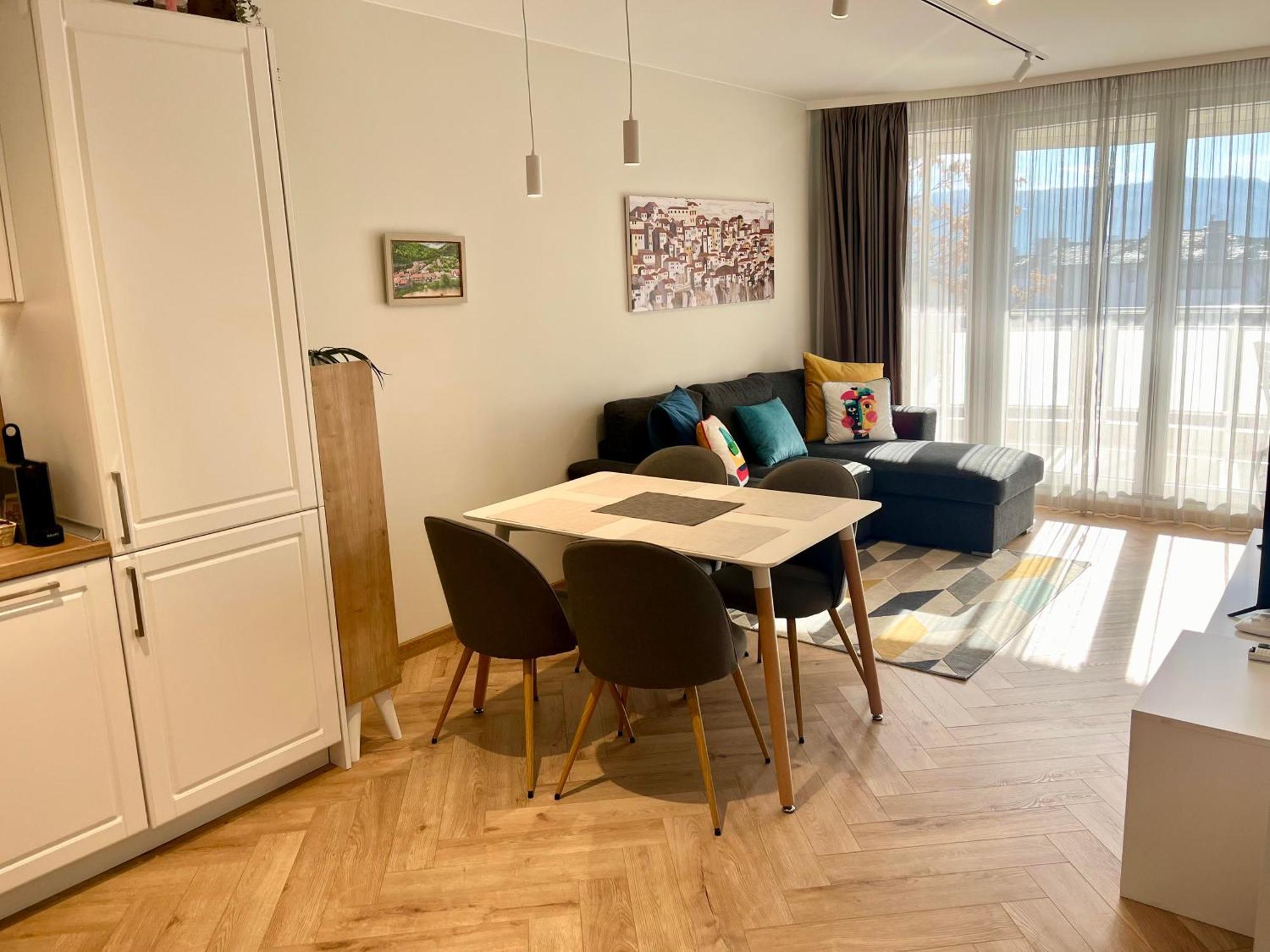 Parkcentral Luxury In City Center 7 Велико Търново Екстериор снимка